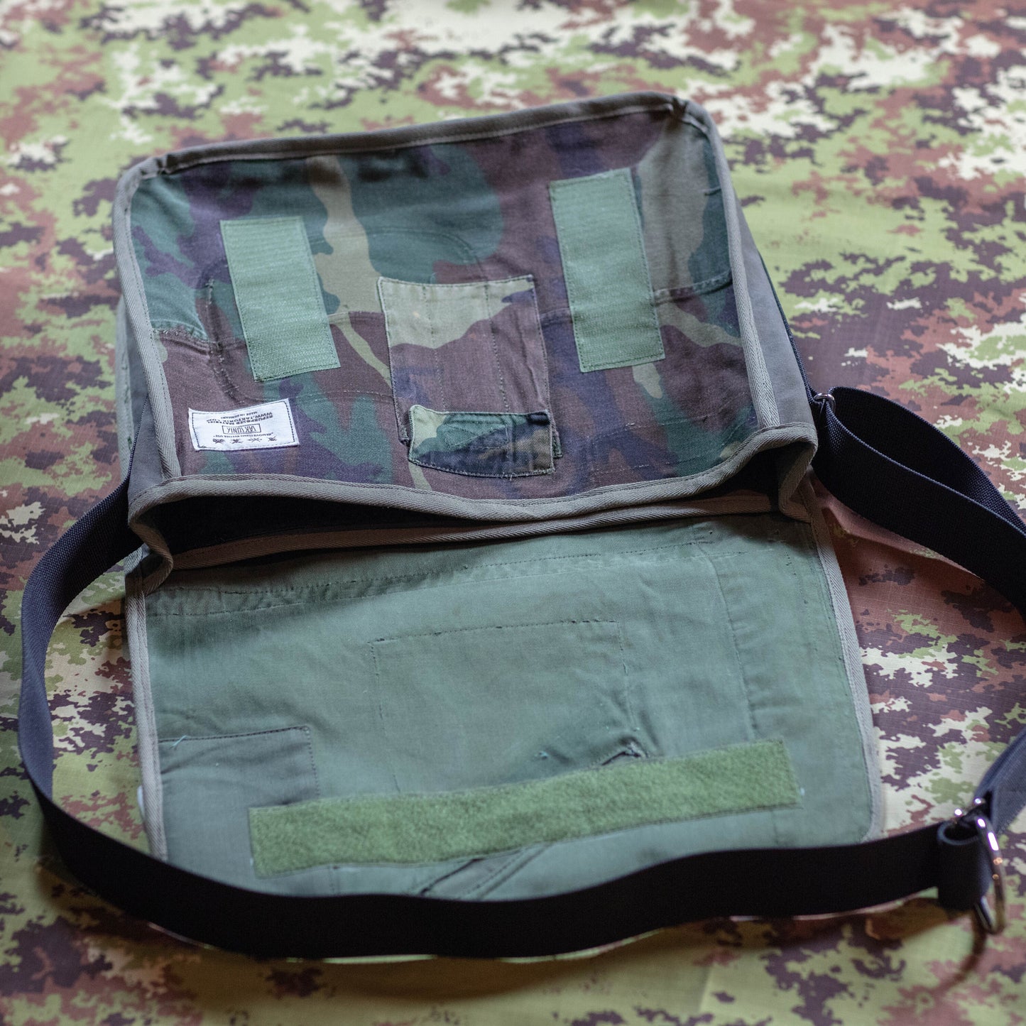 M-0119 Messenger Bag in Canvas and Italian Woodland camouflage