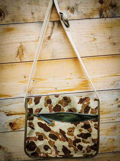 M-0168 Messenger Bag in WWII US Frogskin Camouflage