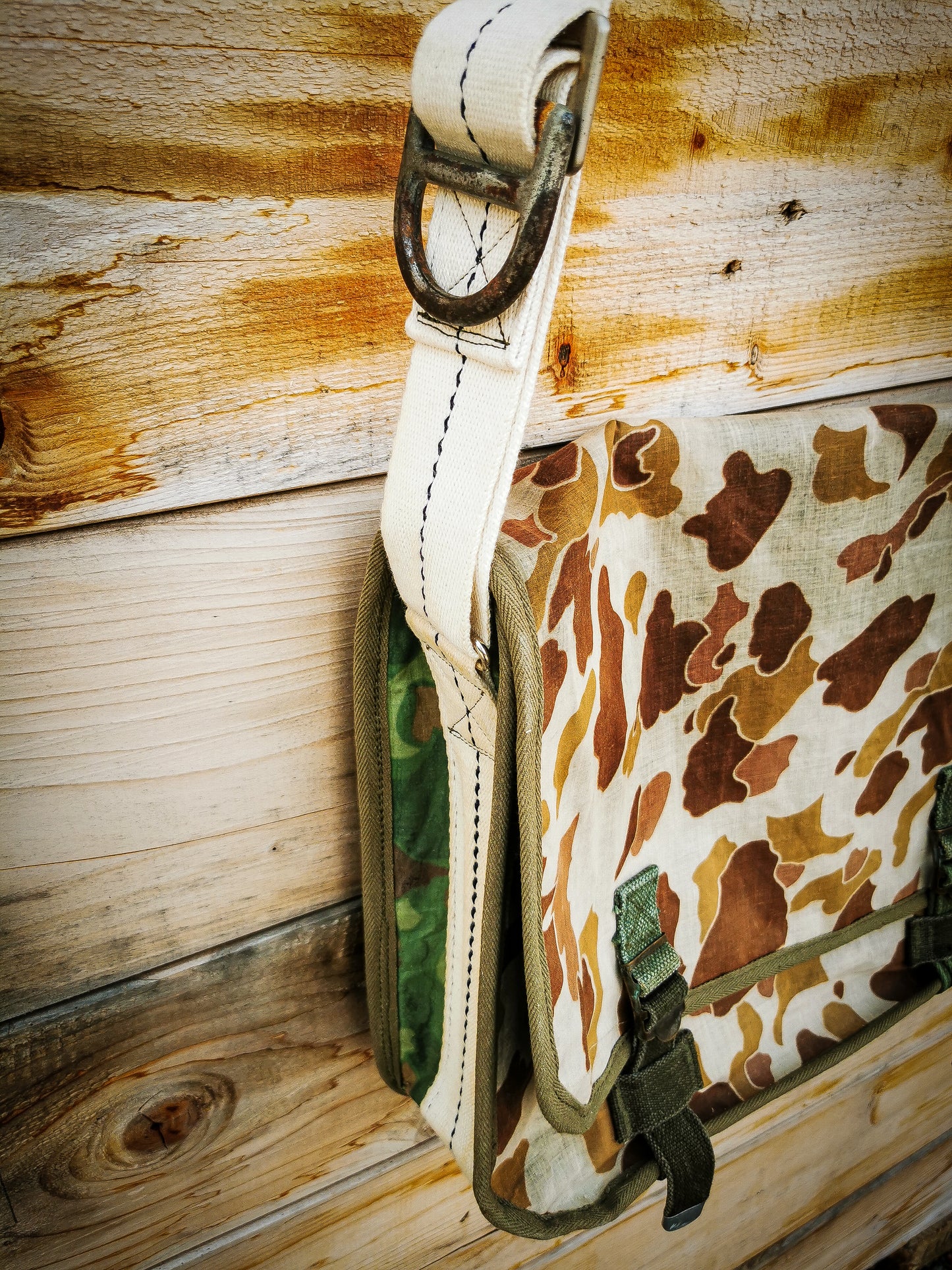 M-0168 Messenger Bag in WWII US Frogskin Camouflage