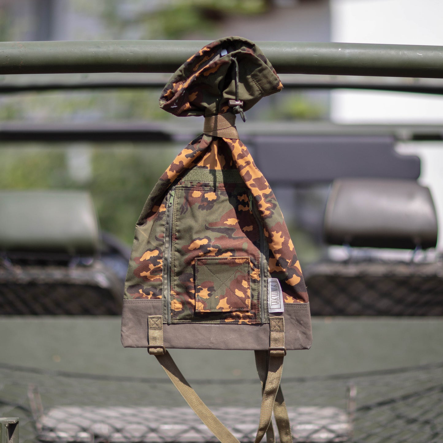 V-0136 & V-0137 Veshmeshok / Daypack in Russian "SS-Leto" camouflage pattern