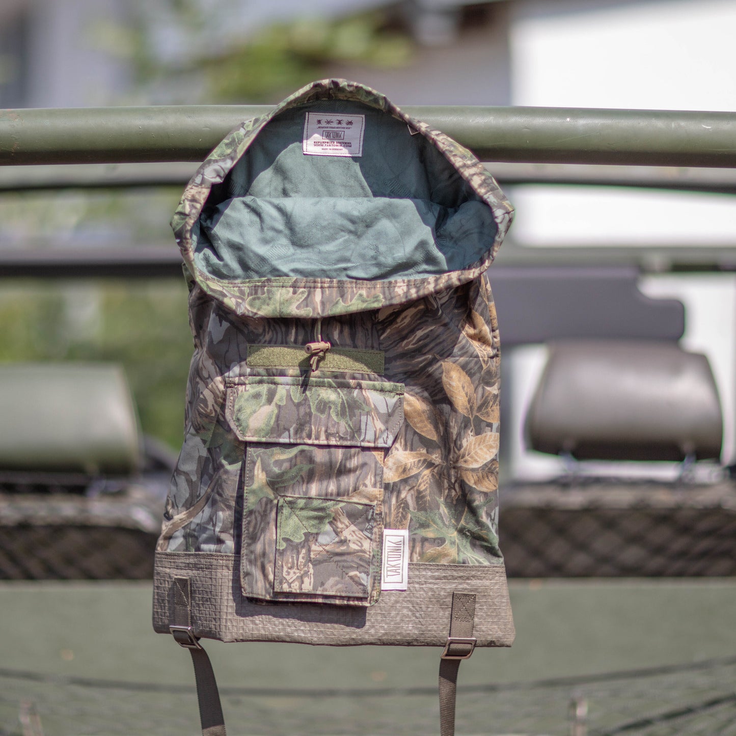 V-0139 Veshmeshok / Daypack in Camoreal® camouflage pattern